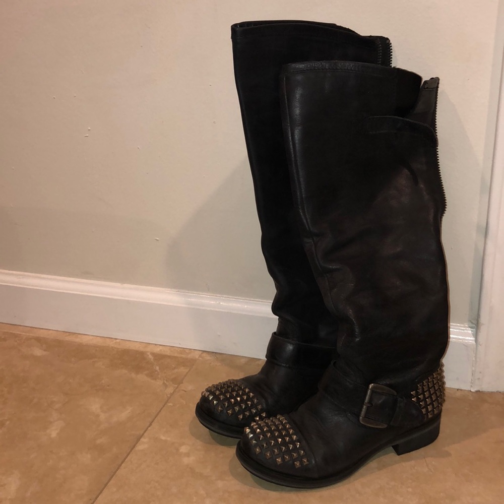 Steve Madden Boots